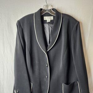 NWT JonesNewYorkSuit Black Career Blazer w/ White Piping 14W